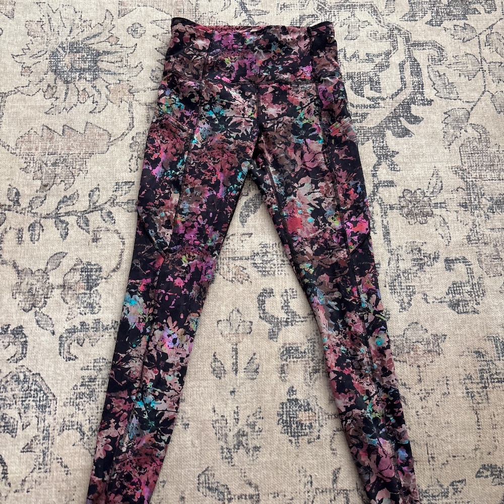 lululemon fast and free size 4 leggings